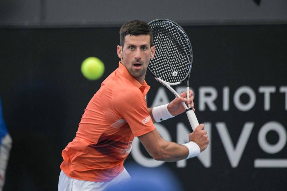 Adelaide - Djokovic and Medvedev start with clean sheet