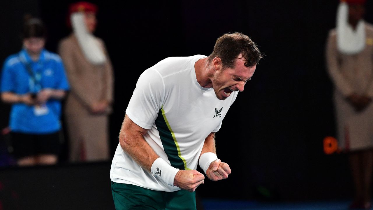 Sir Andy wins after an epic clash in the day full of drama - Australian Open Day 2 recap