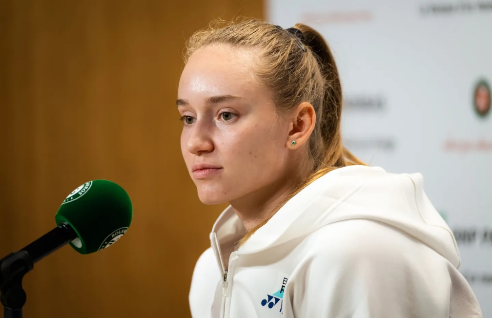 Rybakina withdraws, Swiatek wins with double bagel - Roland Garros Day 7