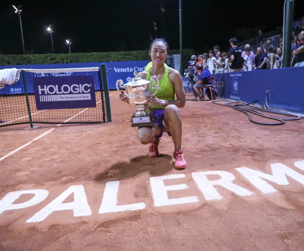 Qinwen Zheng takes her first career's title in WTA 250 Palermo Ladies Open