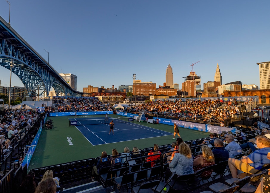WTA Cleveland 2025 Preview: Samsonova Leads Strong Field Pre-US Open