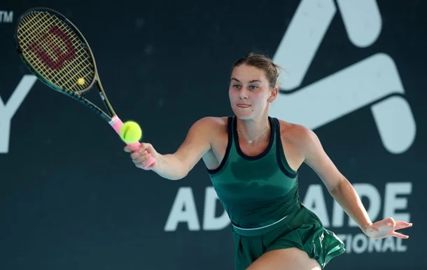 Adelaide 1 R16 - Kostyuk upsets Rybakina, Medvedev goes through