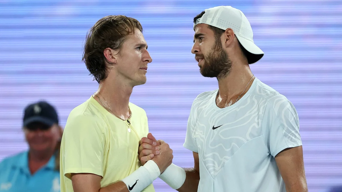 Khachanov utilizes Korda's problems, Tsitsipas under control - Australian Open Day 9