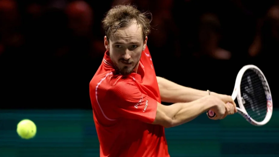 Favorites prevail in semis - ATP Saturday's recap