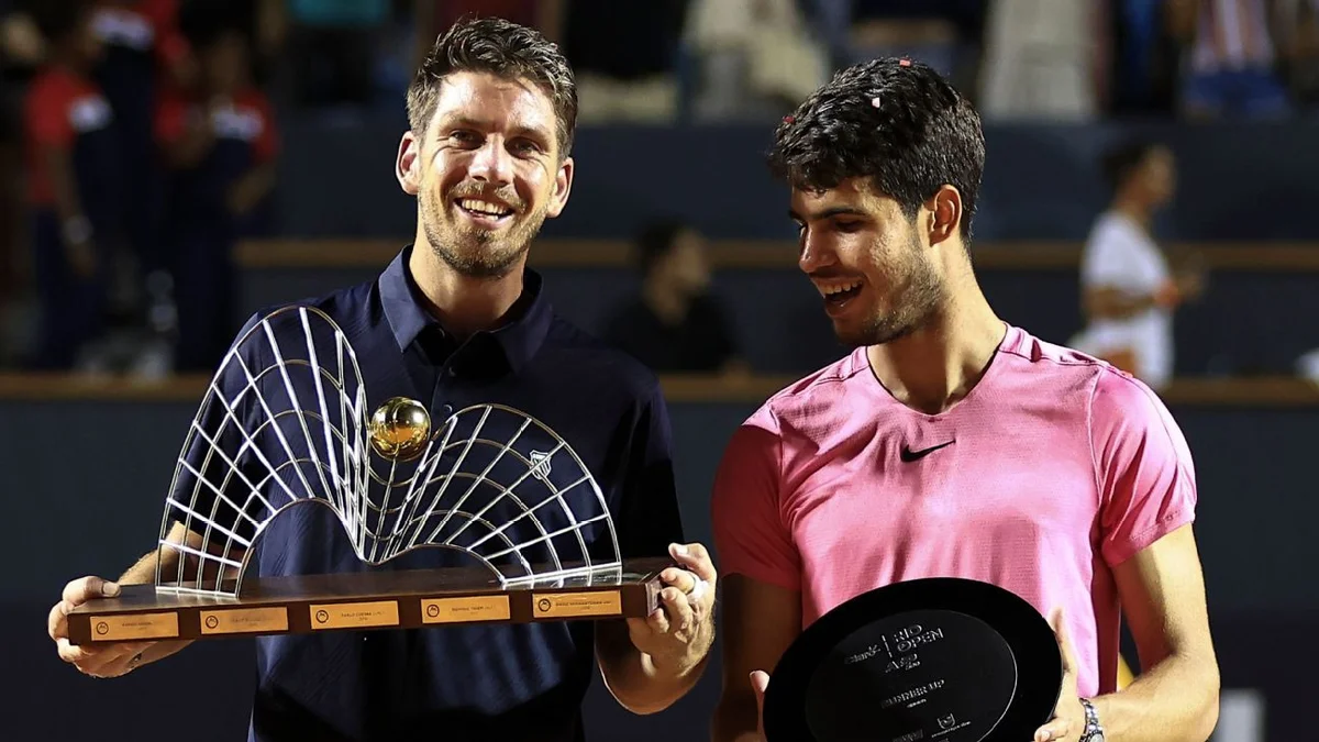 Cameron Norrie fights out the title against struggling Alcaraz in Rio final