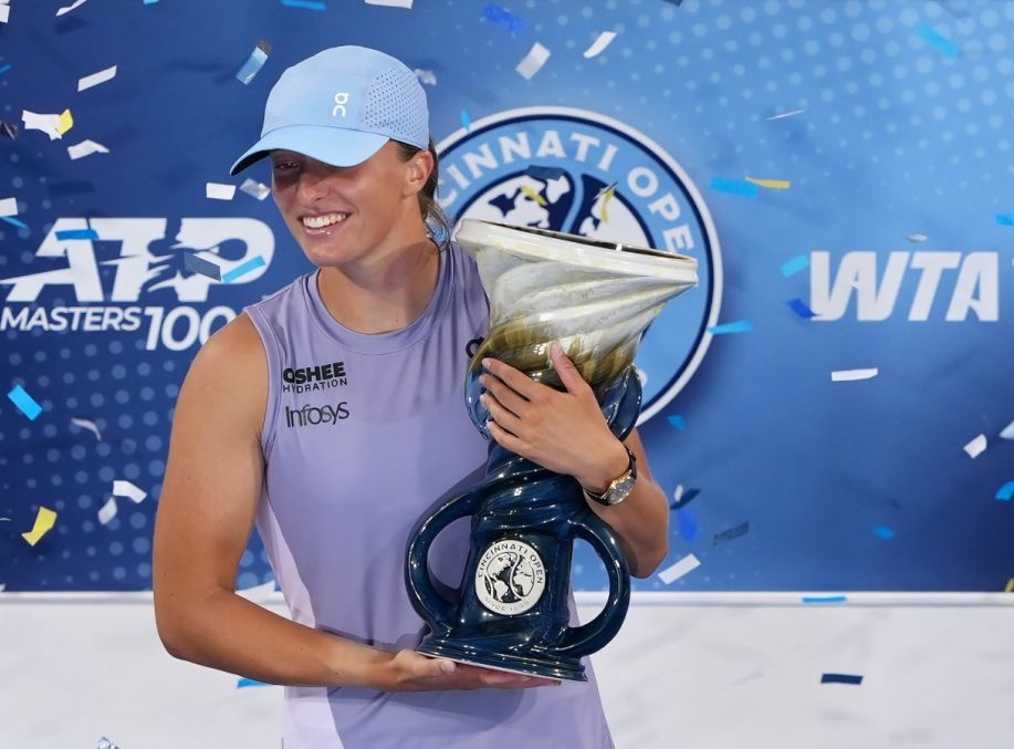WTA Cincinnati: Swiatek beats Paolini - final review and stats