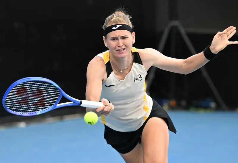 Bouzkova performs comeback against Badosa, Mboko survives in Adelaide