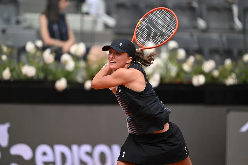 Swiatek produces masterclass in Rome, Bartunkova stuns Keys, Rybakina extends win streak