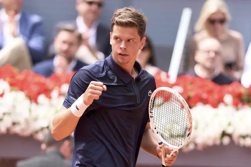 Blockx withdraws with ankle injury, Fonseca battles with Prizmic, Roland Garros Wednesday preview