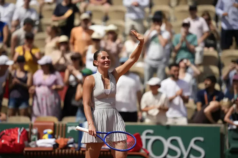 Kostyuk's unbeaten clay streak meets Swiatek. Svitolina, Andreeva and Cirstea in Sunday action