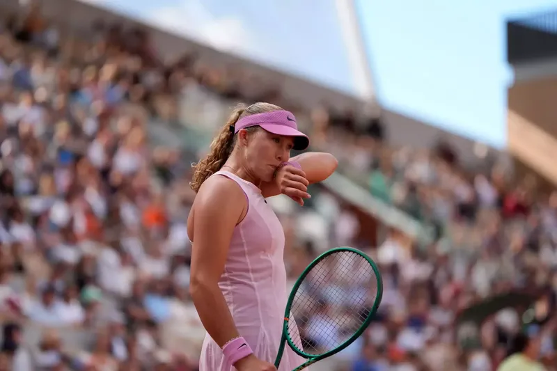 Andreeva faces unbeaten Kostyuk and Shnaider meets qualifier Chwalinska in Roland Garros semis