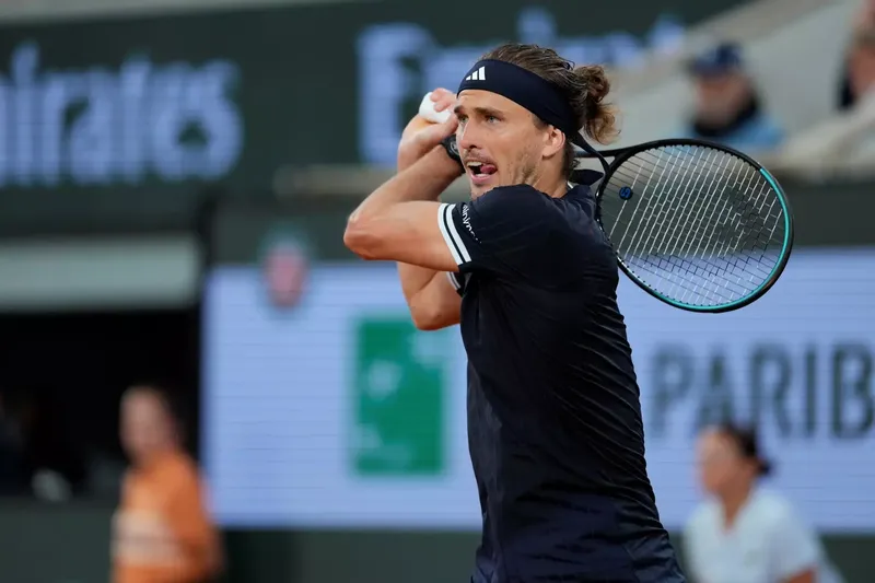 Zverev faces breakthrough Mensik as Arnaldi and Cobolli meet in all-Italian last four