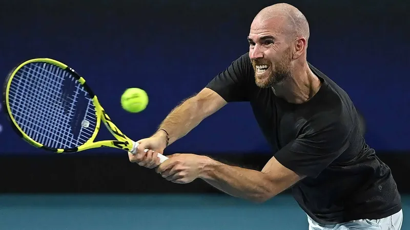Mannarino ends Diallo's title defense, Cilic battles back as rain hits 's-Hertogenbosch